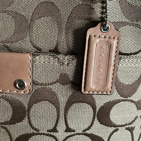 Coach signature collection purse 👜 - Picture 7 of 13